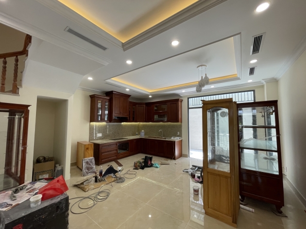 Nhà Ở Verosa - Chú Minh